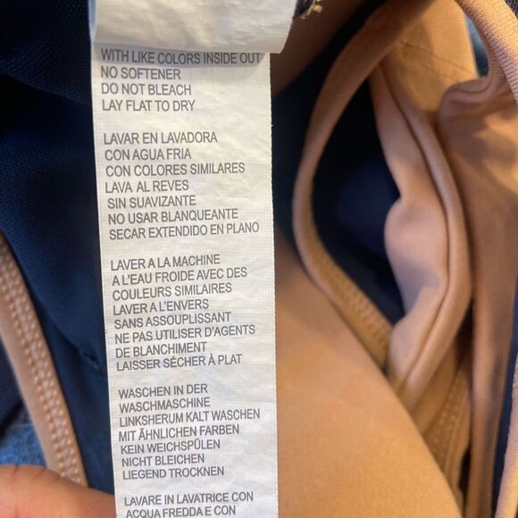 Fabletics Women's Blue Faye Medium Impact Sports Bra sz med EUC workout - Picture 7 of 9